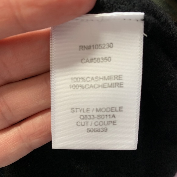 **ON HOLD***Equipment snakeskin sleeve sweater - Picture 5 of 5